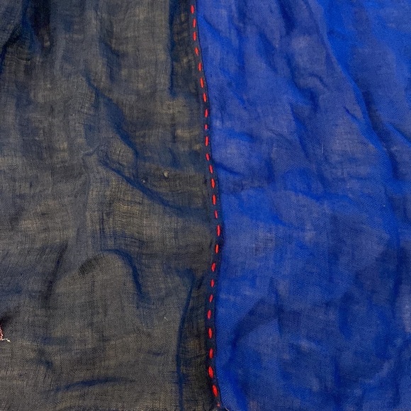 Paul Smith Linen Scarf Embroidered Logo - Picture 6 of 6